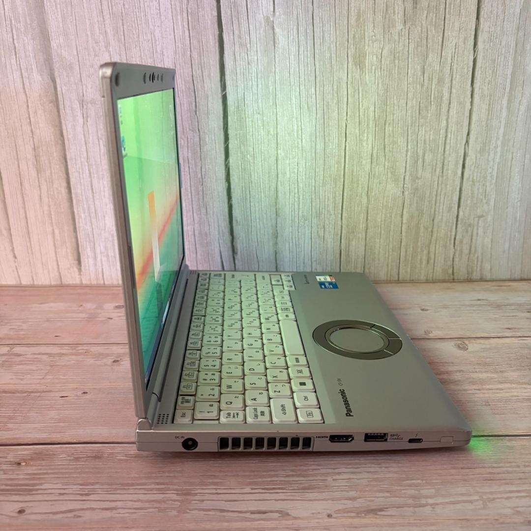 【国産ハイスペPC❗】レッツノート✨i5✨11世代✨16G✨SSD256G✨