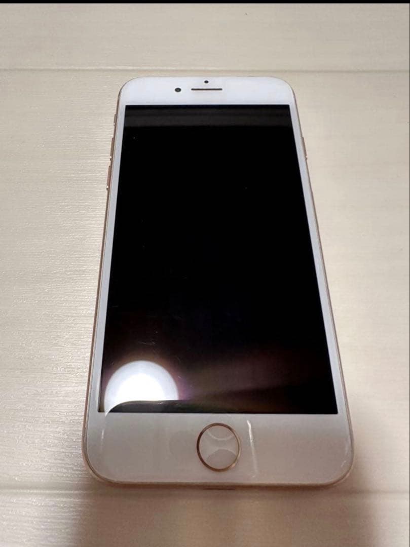 iPhone 8 64GB SIMロック無　バッテリー残量77%