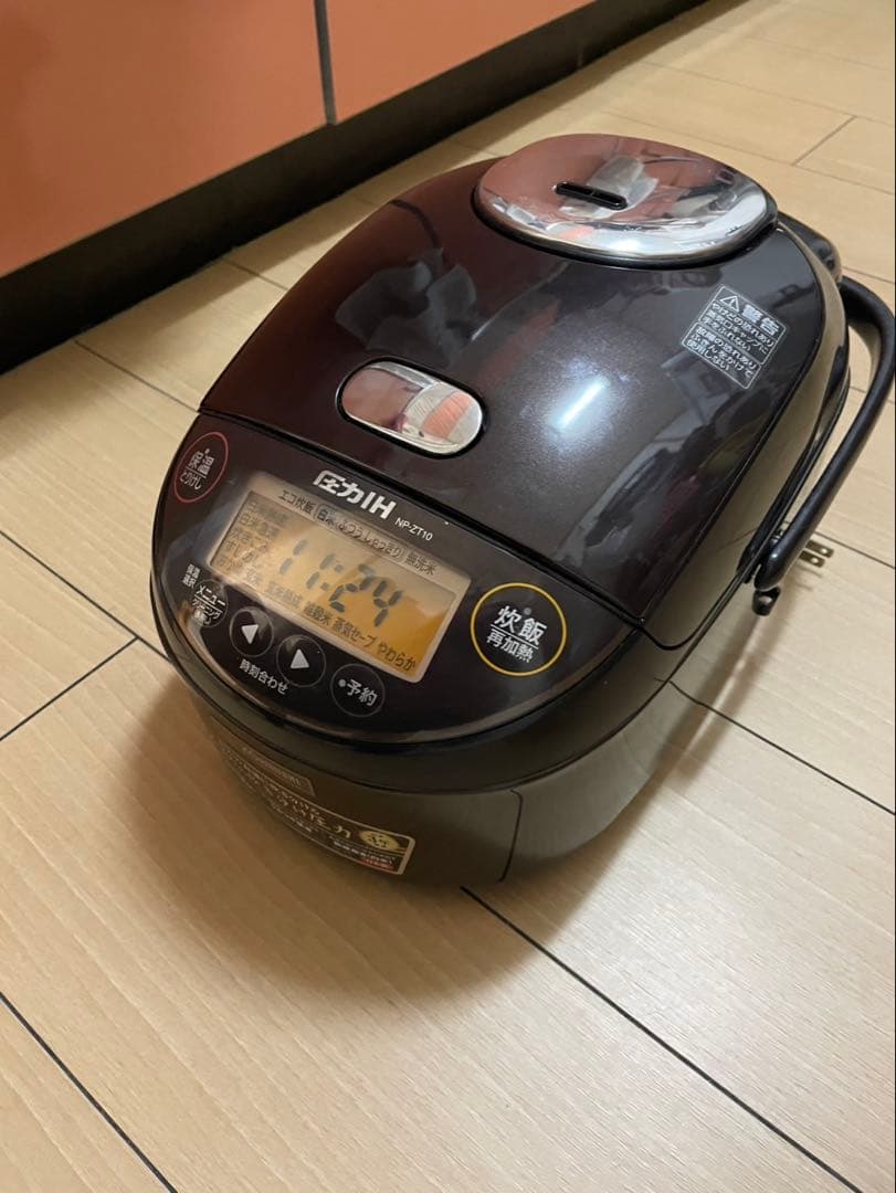 ZOJIRUSHI☆限定商品☆ 圧力IH炊飯ジャー　極め炊き(ダークブラウン)