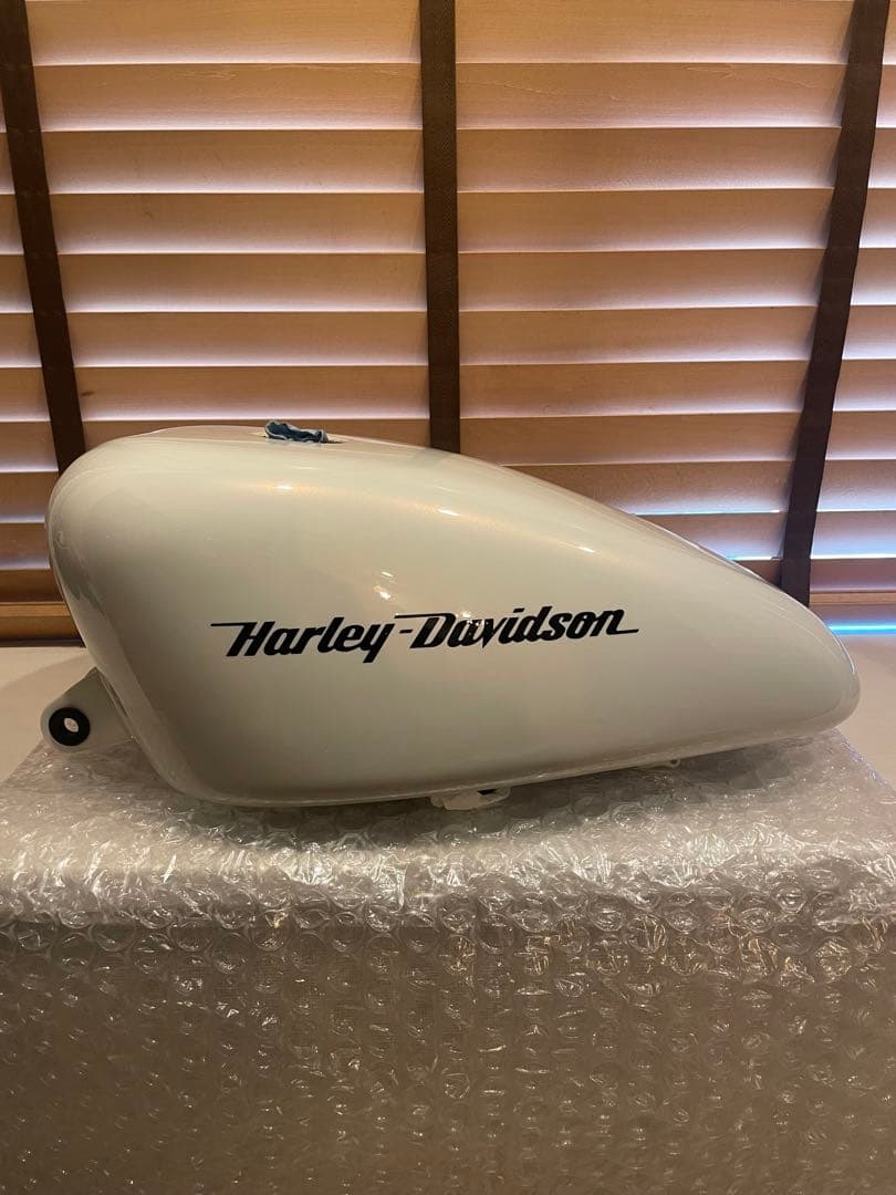 スポーツスター純正ガソリンタンク