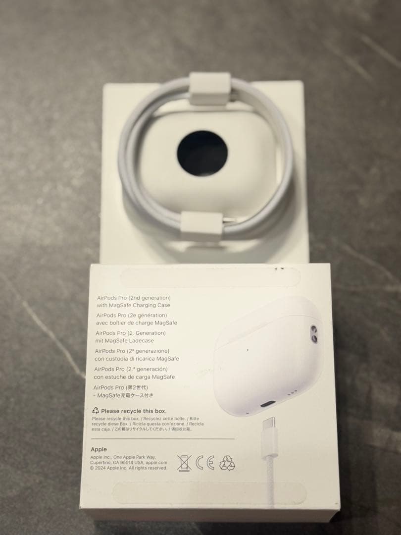 AirPods Pro (第2世代)本体 充電ケース付き