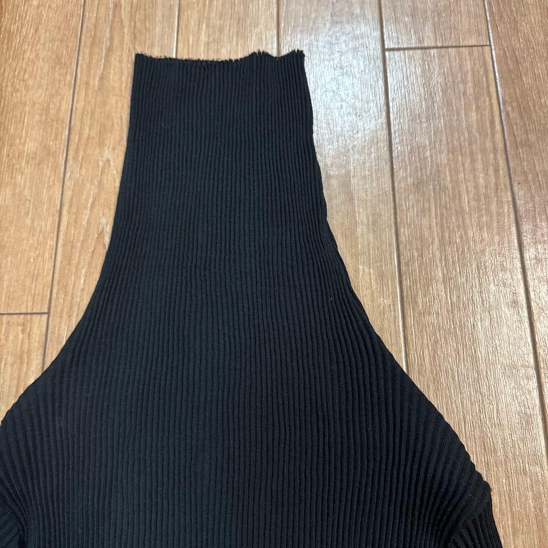 Y’s ワイズ //リブ(プリーツ)タートルカットソー