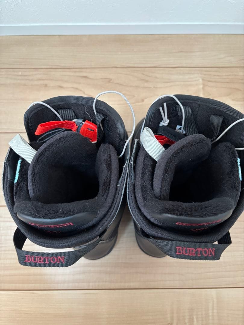 新品 スノーボードブーツ Burtonバートン 22cm