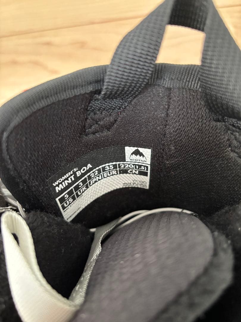 新品 スノーボードブーツ Burtonバートン 22cm