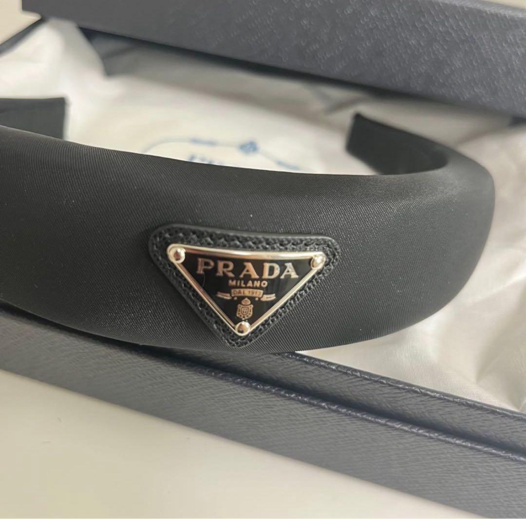 PRADA カチューシャ 黒