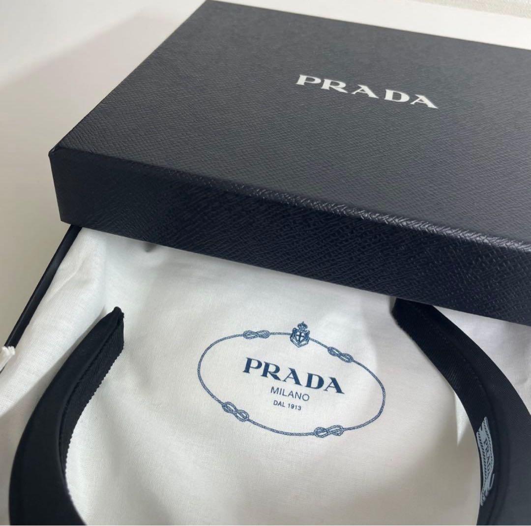 PRADA カチューシャ 黒