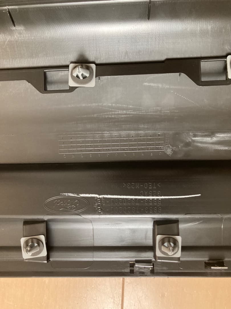 FORD純正 11-15y ドアガーニッシュ ドアモールカーボンブラック