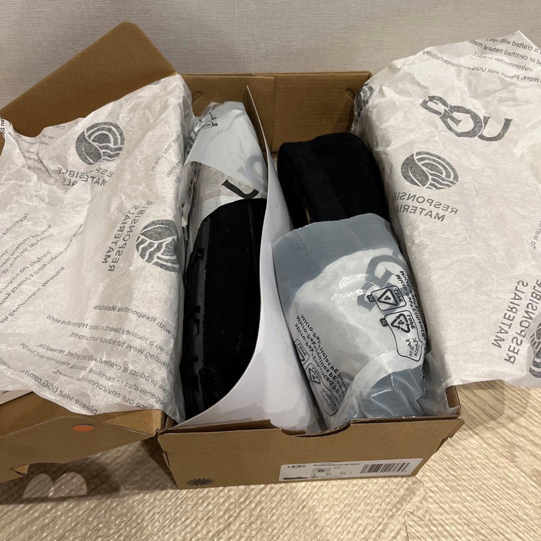 新品未使用品UGG Dakota Shearling Braid