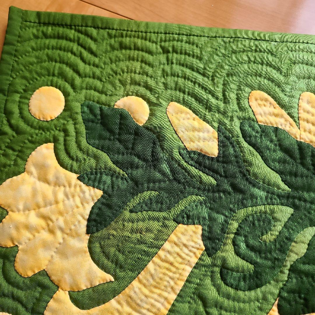 Juliette　ハワイアンキルト　タペストリー　エンジェルトランペット