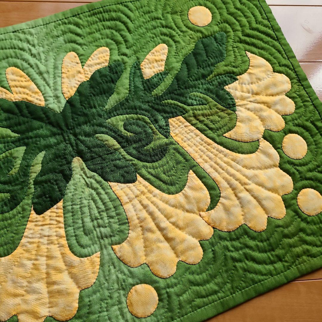 Juliette　ハワイアンキルト　タペストリー　エンジェルトランペット