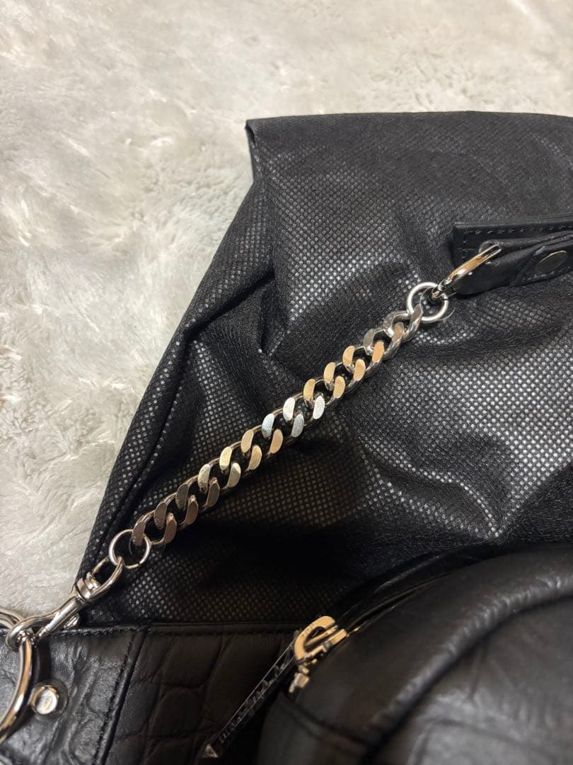 M.U.L. ボディバックブラックシルバーライン