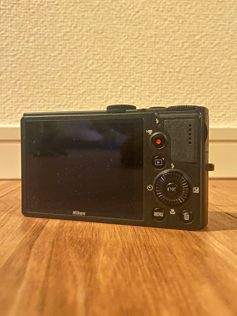 専用！ニコン　Nikon クールピクス　P310 コンパクトデジタルカメラ