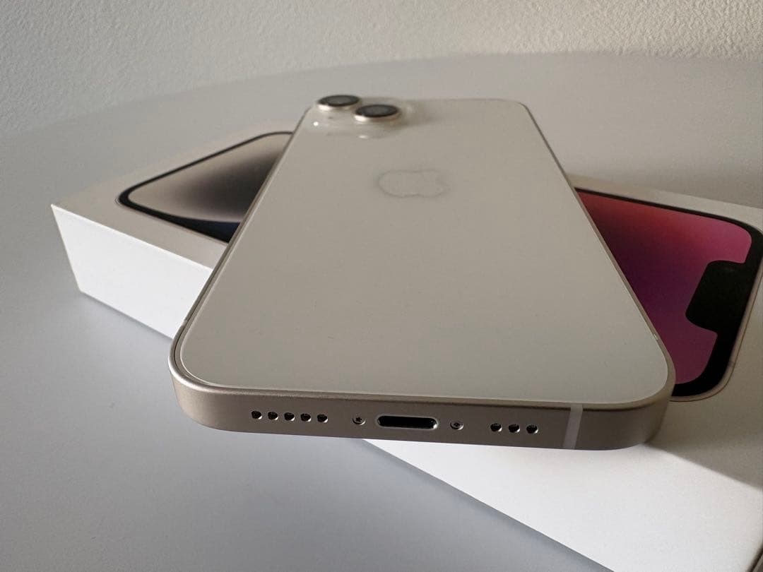 【新品】iPhone14 256GB スターライト SIMフリー