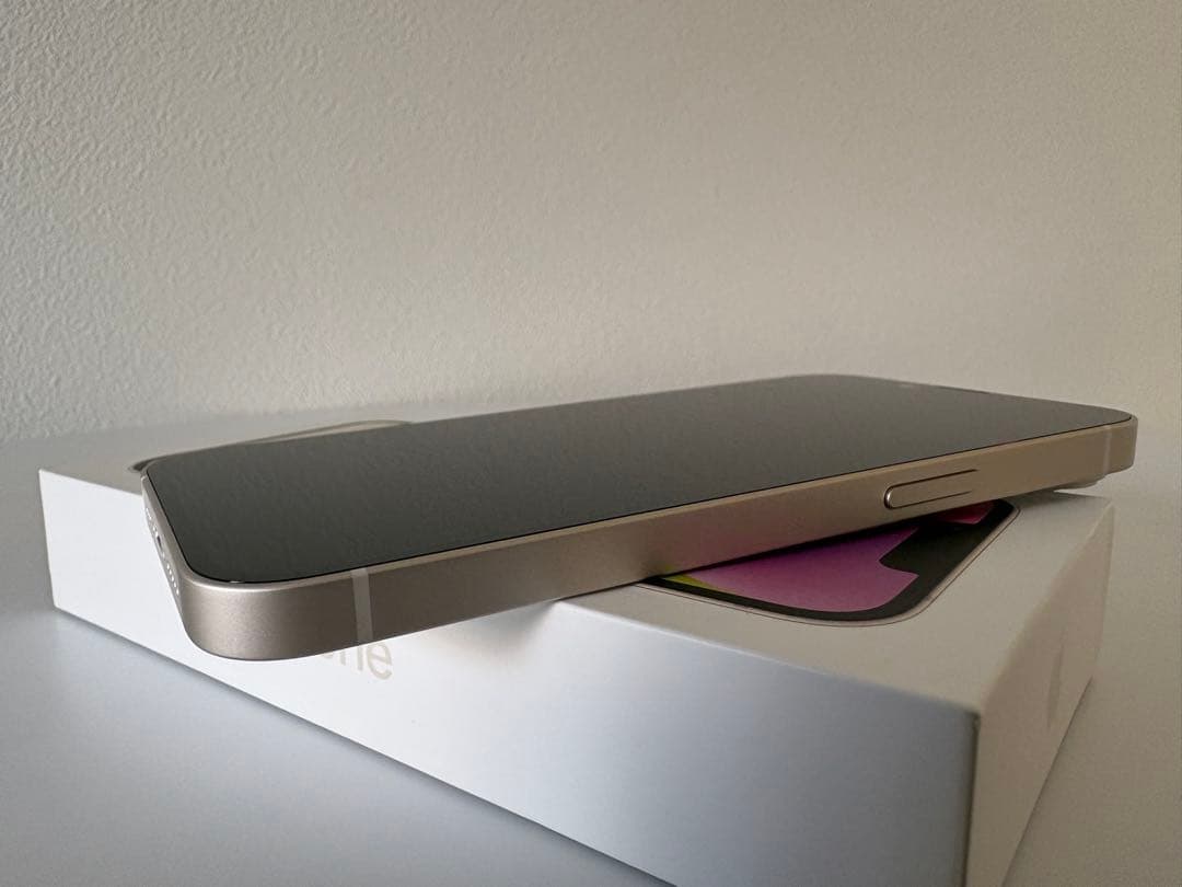 【新品】iPhone14 256GB スターライト SIMフリー