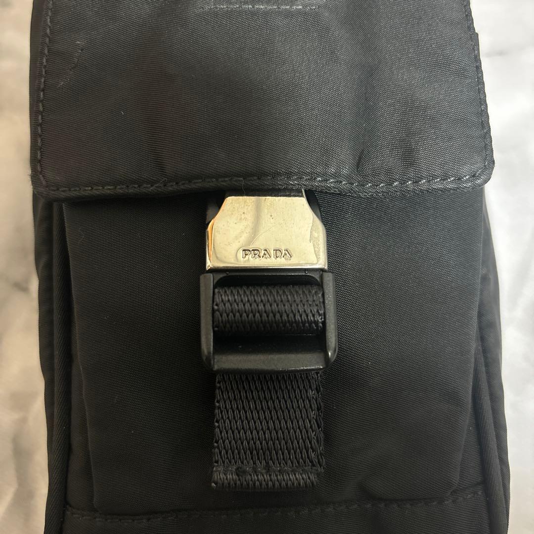 プラダ ナイロン 三角ロゴプレート ショルダーバッグ サコッシュ　2way