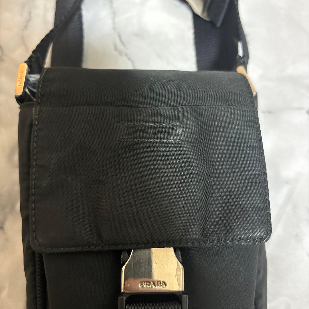 プラダ ナイロン 三角ロゴプレート ショルダーバッグ サコッシュ　2way