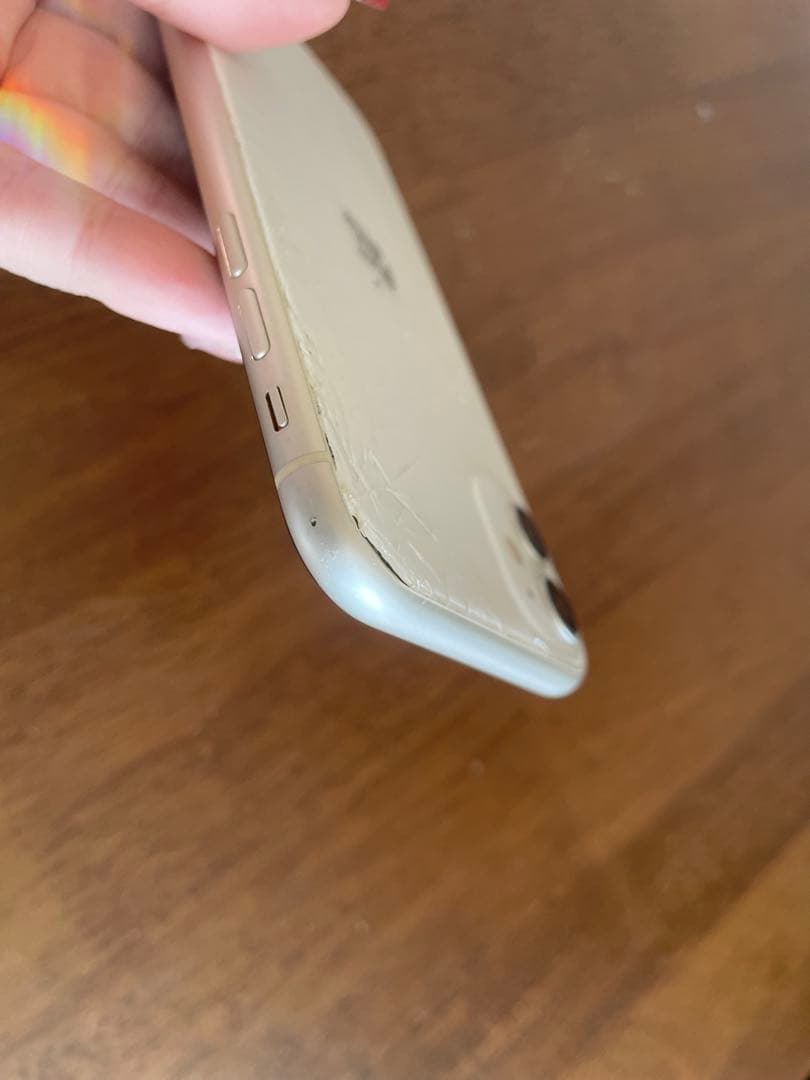 Apple iPhone 11 ホワイト 本体