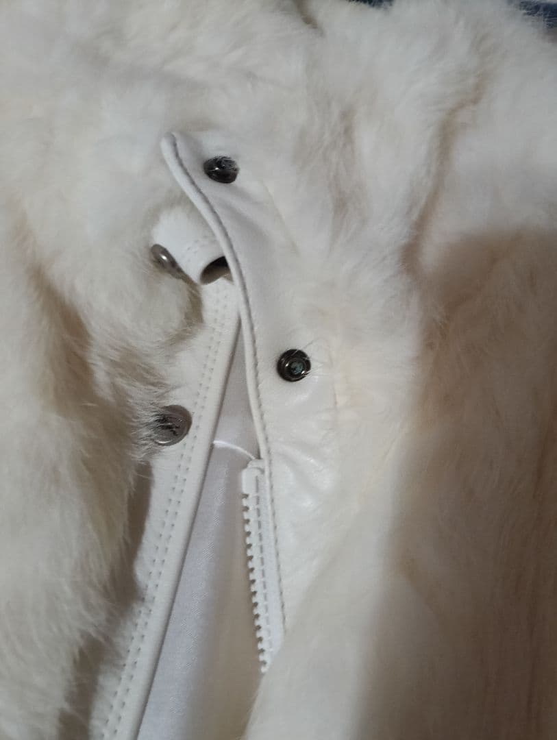 バーバリーブルーレーベル　ラビットファー　ジャケット