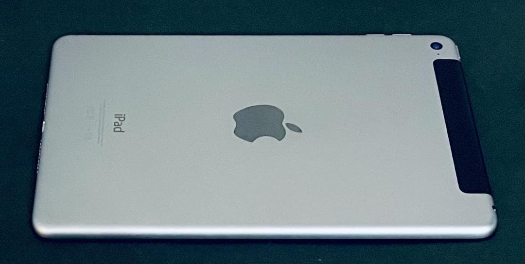 ★128GB! iPad mini4 本体 IPAD mini　容量128GB