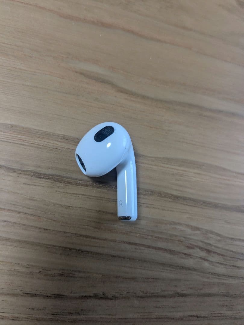 AirPods3 本体 ホワイト magsafe対応ケース付き MME73J/A