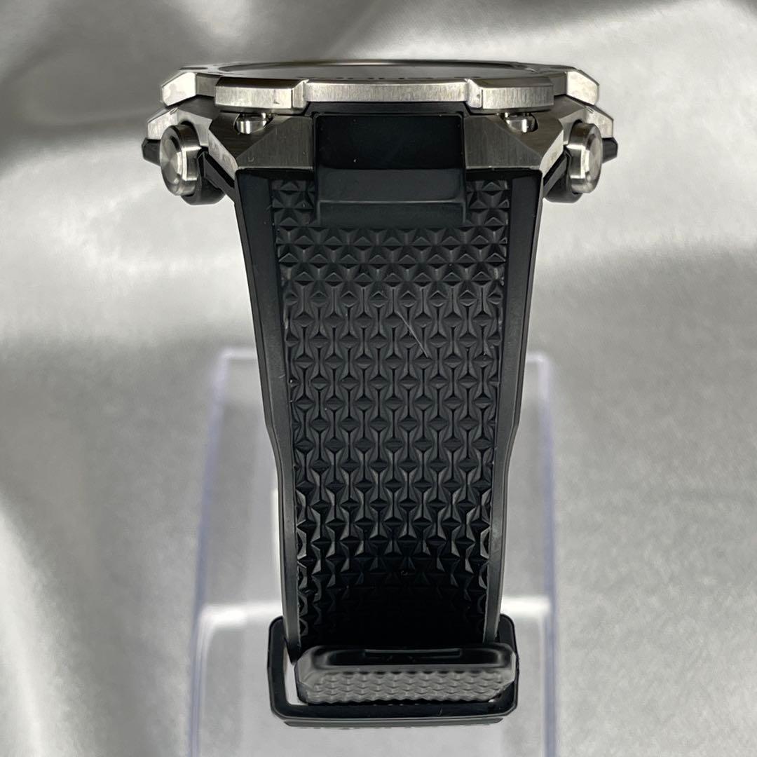 G-SHOCK GST-B400 タフソーラー カーボンコアガード