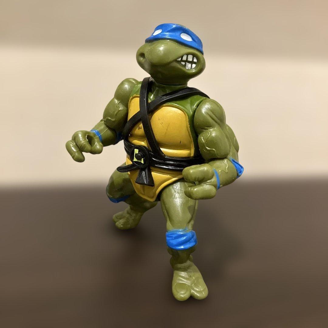 タートルズ フィギュア　サムライ　キックボクシング　ピザ　ミケランジェロ　可動式