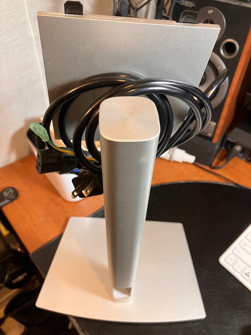 dell u2723qx 4kハブモニター