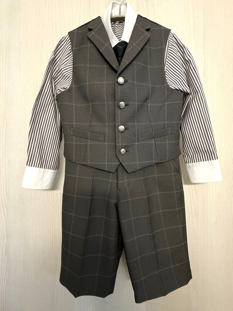 超美品 ワンダーファクトリー 120 フォーマルスーツ 6点 卒園 入学 グレー