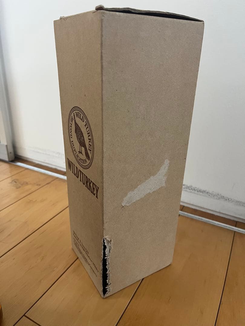 Wild Turkey 8年 バーボンウイスキー 750ml
