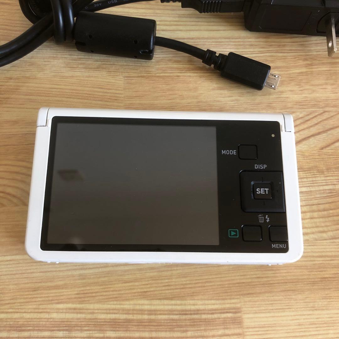 CASIO EXILIM デジタルカメラ　EX-ZR70 充電器付き