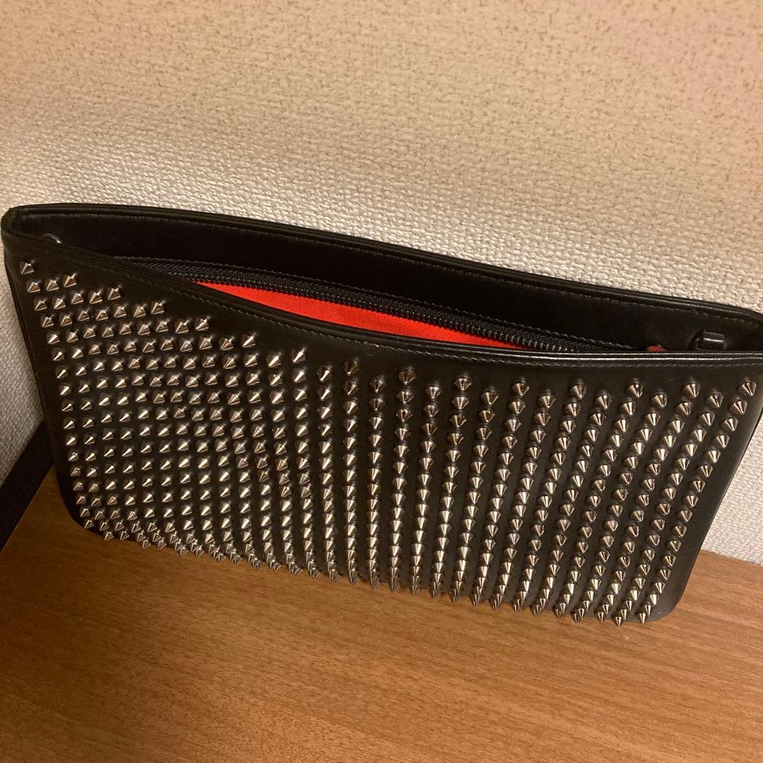 Christian Louboutin スタッズクラッチバッグ