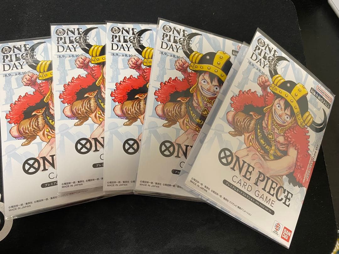 新品未開封プレミアムカードコレクション　ワンピースデイ2025 10セット