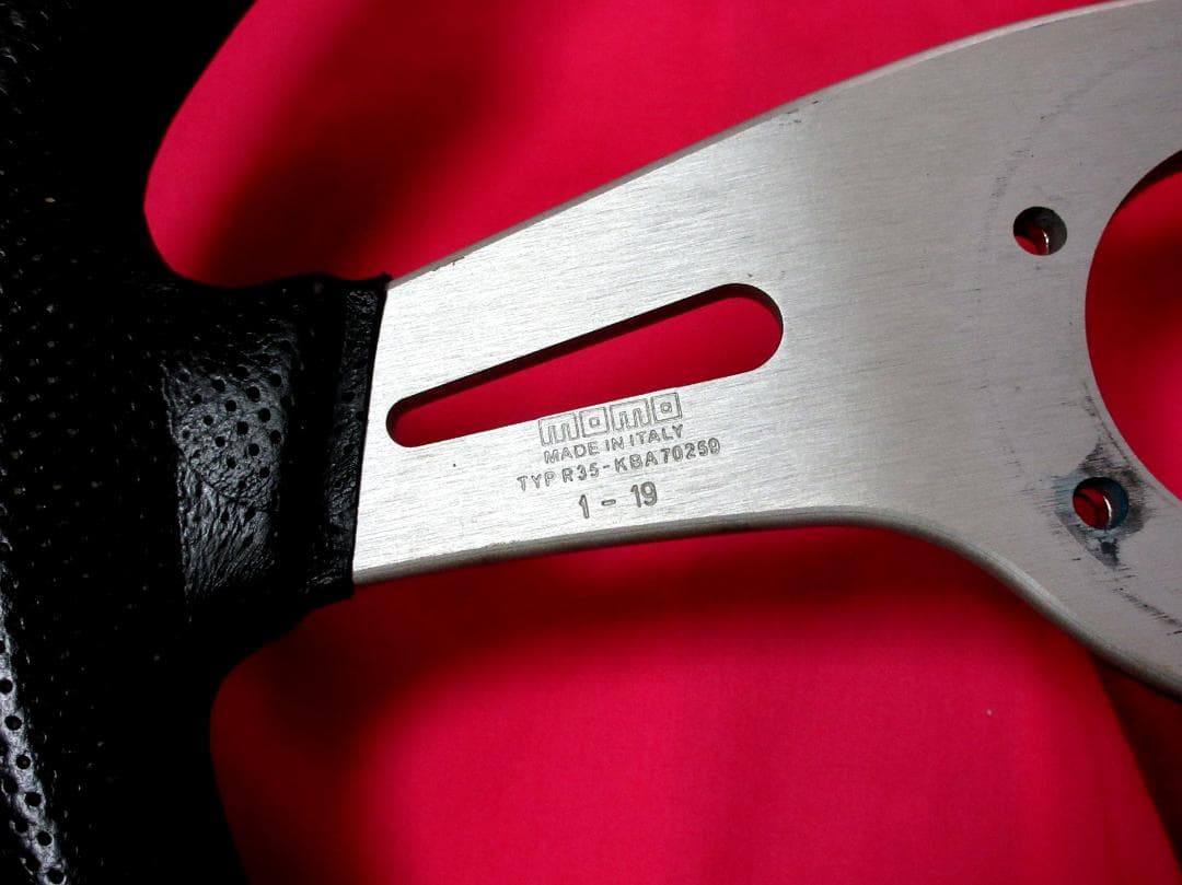 6433 正規品 MOMO モモ TREK トレック 35Φ