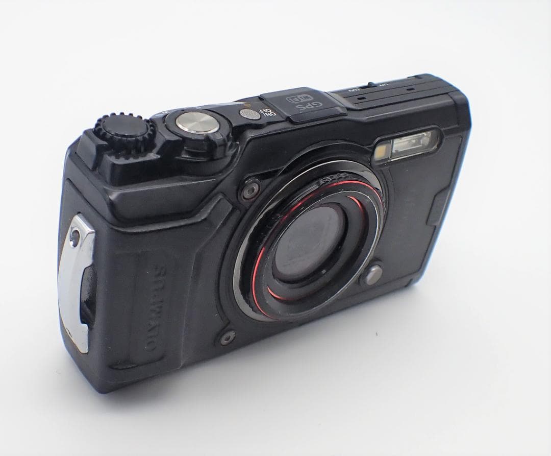 オリンパス　ＴＯＵＧＨ TG-6　動作確認済み 激安!!割れありジャンク