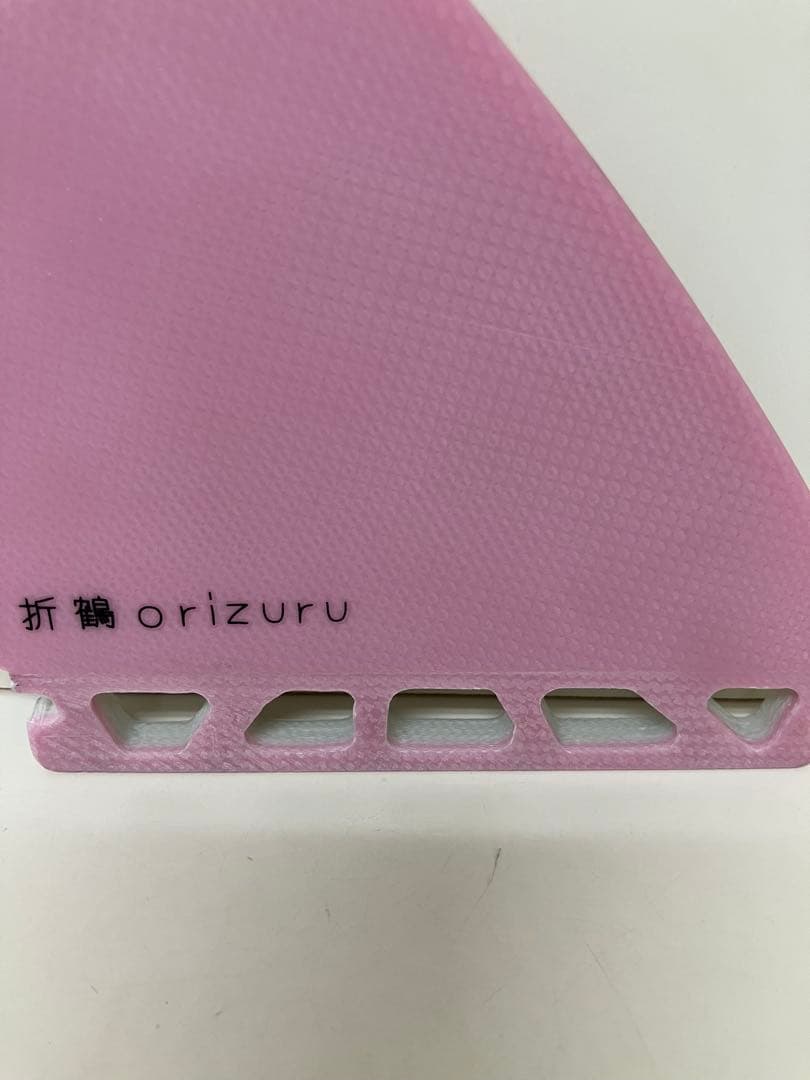 NAOMI KOBAYASHIモデル サーフボードフィン　折鶴