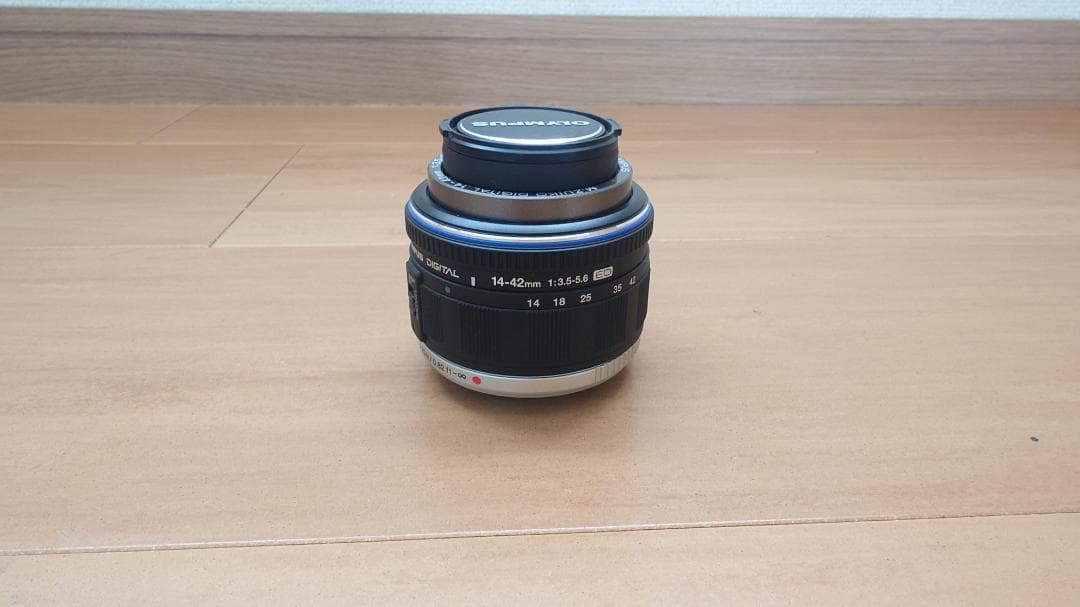 【ジャンク品】Olympus E-PL6 ミラーレスカメラ レッド+レンズ２本