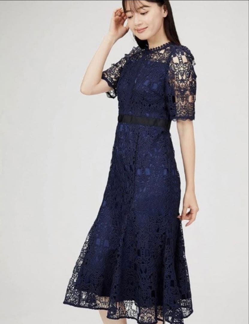 セルフォード　サイズ36 ネイビー レース 半袖 ひざ丈ワンピース