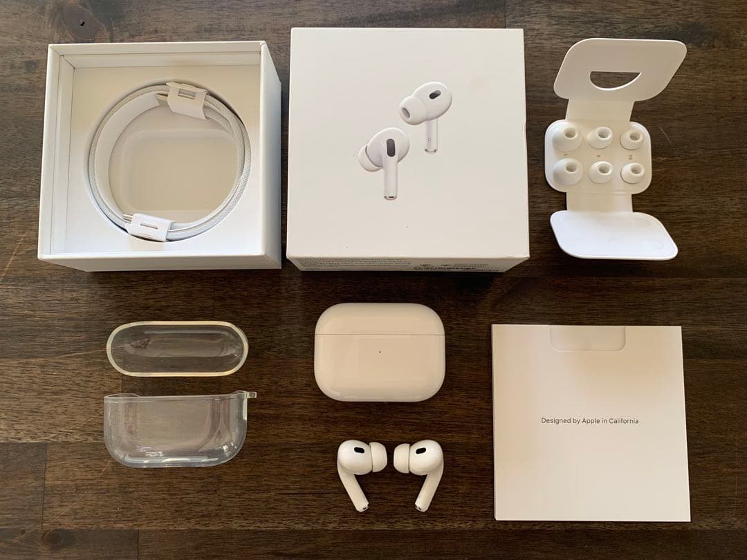 (使用少なめ)Apple AirPods Pro2(ケース付き)