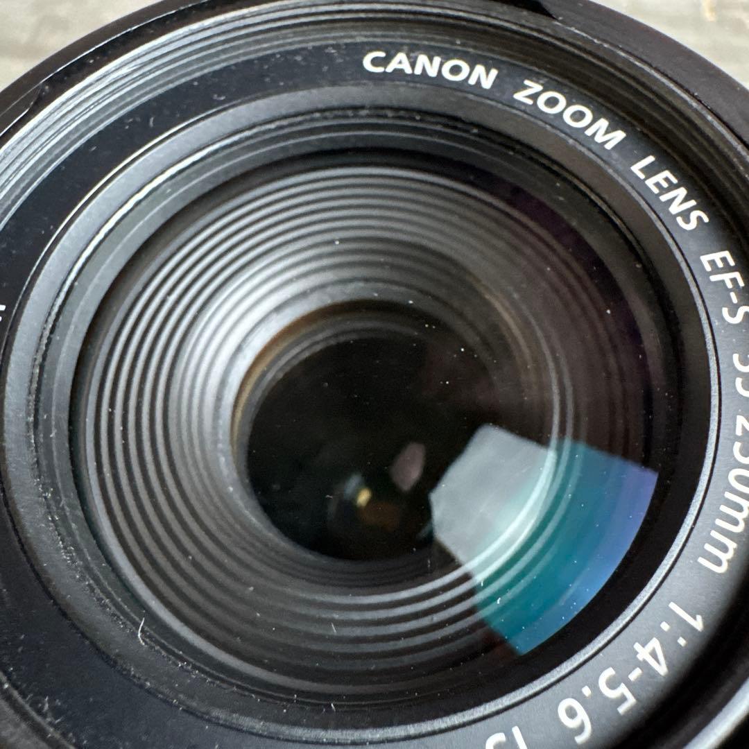 Canon EF-S 55-250mm ズームレンズ EF-S 18-55mm