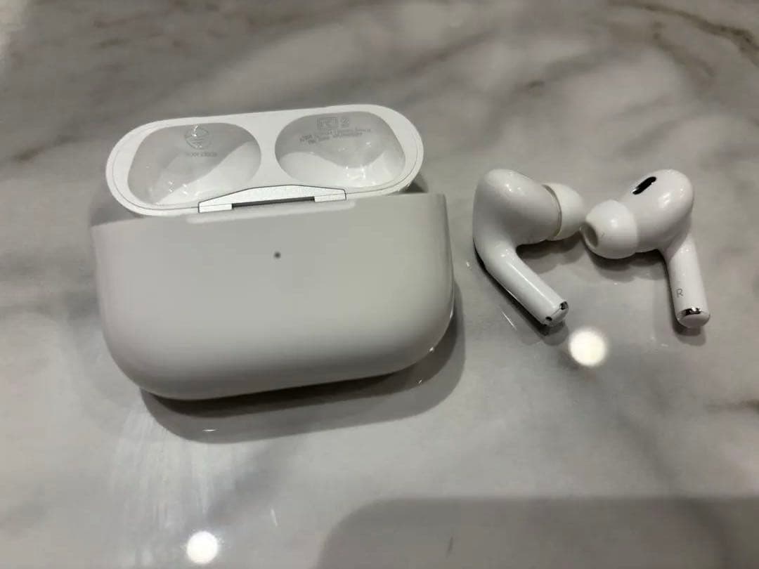 Apple AirPods Pro 2（Type-C）　保証あり