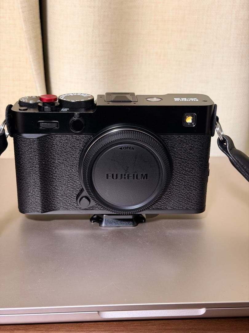 富士フイルム X-E5