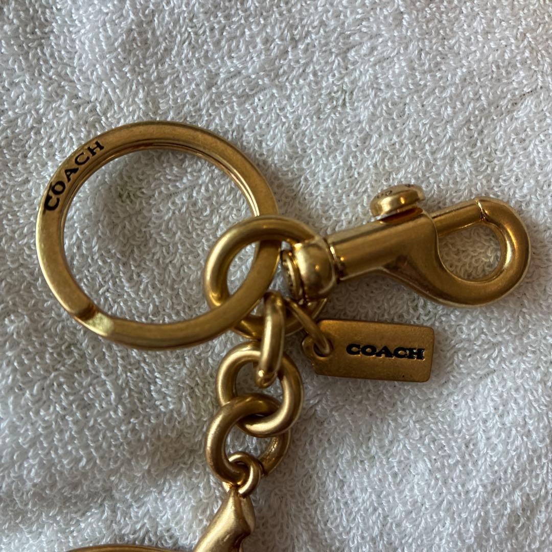 新品　コーチcoach チェリー バッグ チャーム　箱付き　税・送料込