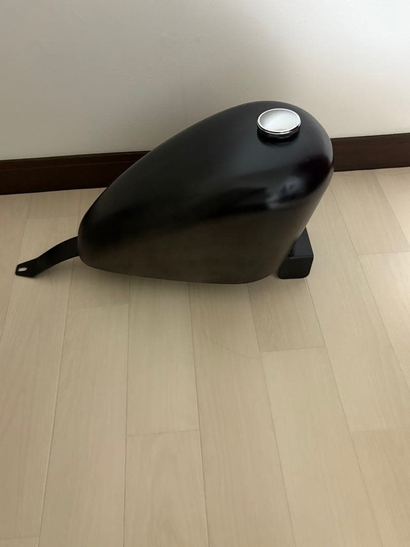 シャドウスラッシャー400用スポーツタンク