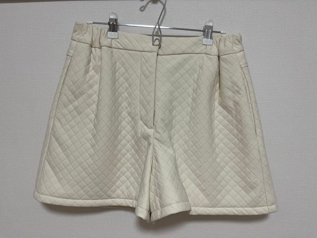 Her lip to♡Quilted Flare Bell Shorts