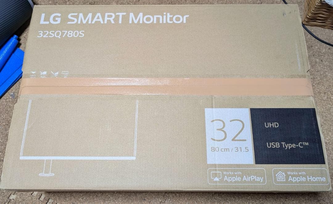 状態良好 LGスマートモニター 31.5インチ 4K エルゴアーム