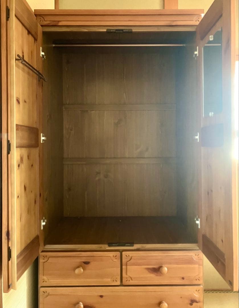 ナチュラルウッド 収納キャビネット 2ドア 3引き出し　カントリー　洋服タンス