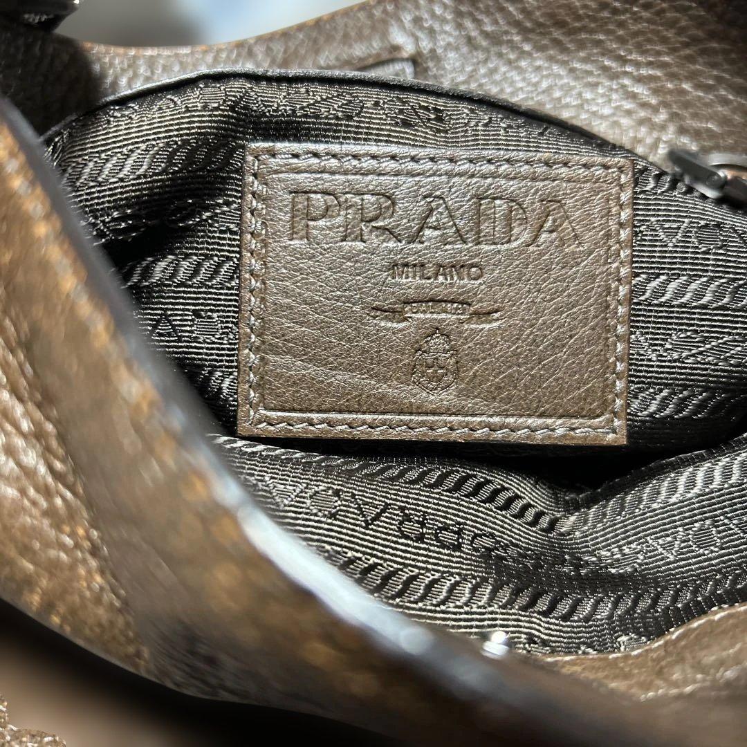 お値下げPRADA ブラウン レザー サコッシュ 袋付き