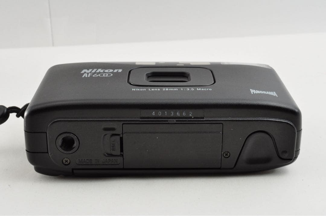 美品⭐︎動作確認済　ニコン Nikon AF600 コンパクトフィルムカメラ