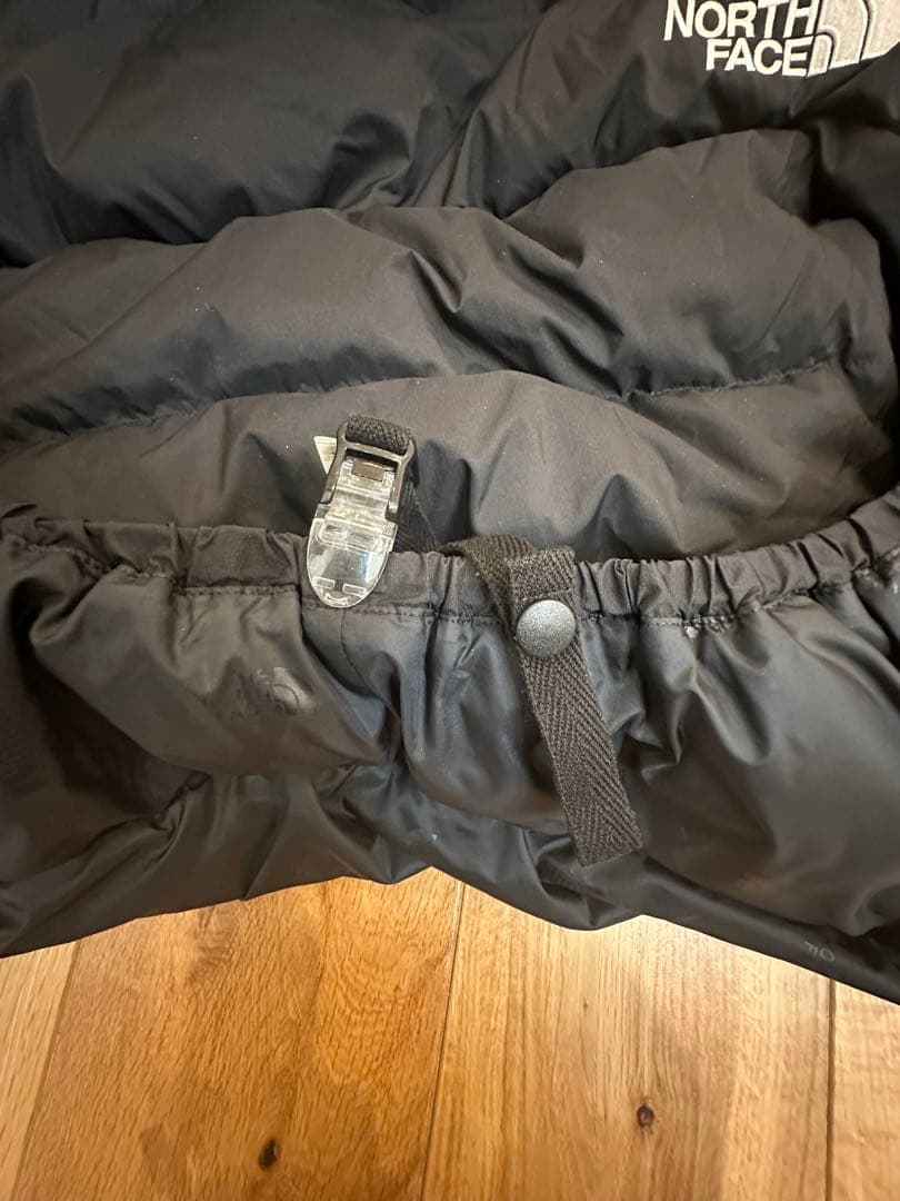 ノースフェイス 美品　抱っこ紐ケープ　ブラック　ダウン　ブランケット