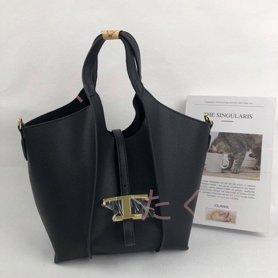 トッズ ショルダーバッグ ブラック